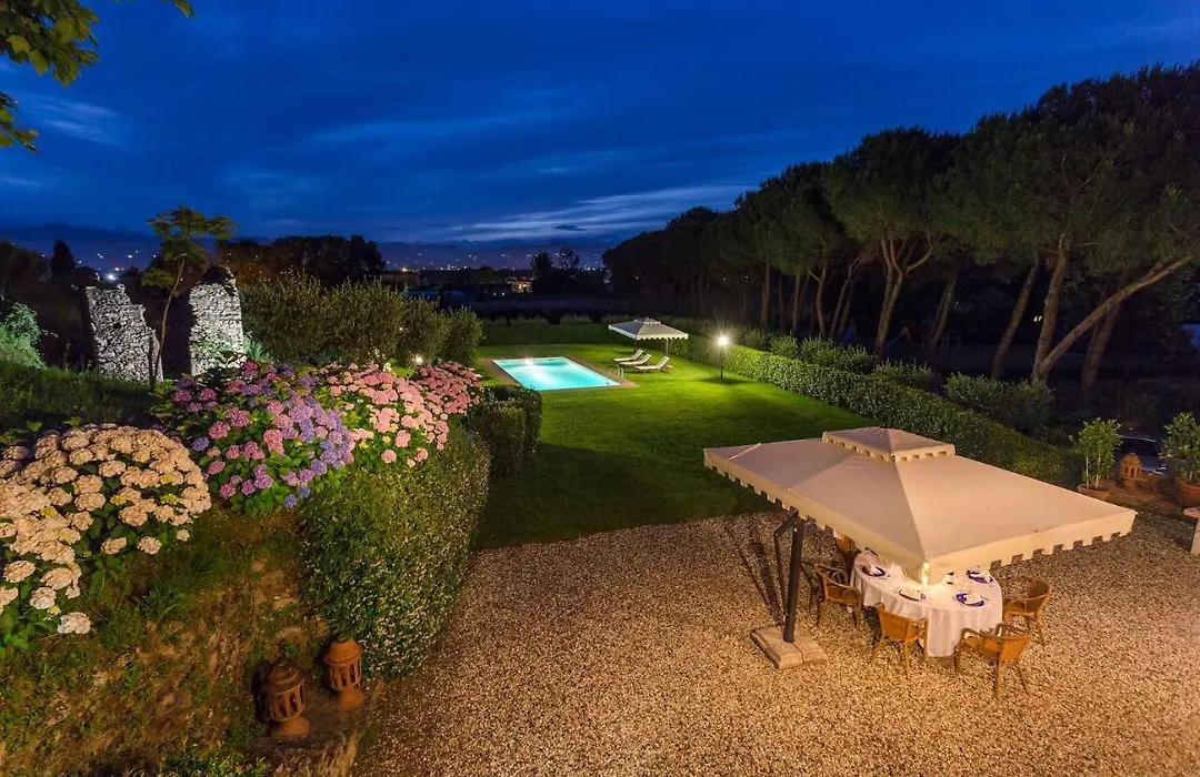 Coselli'S Luxury Villas-1